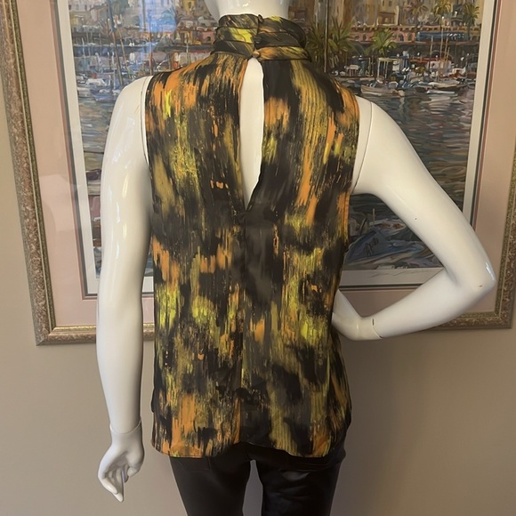 HIGH NECK SLEEVELESS TOP - Picture 5 of 7